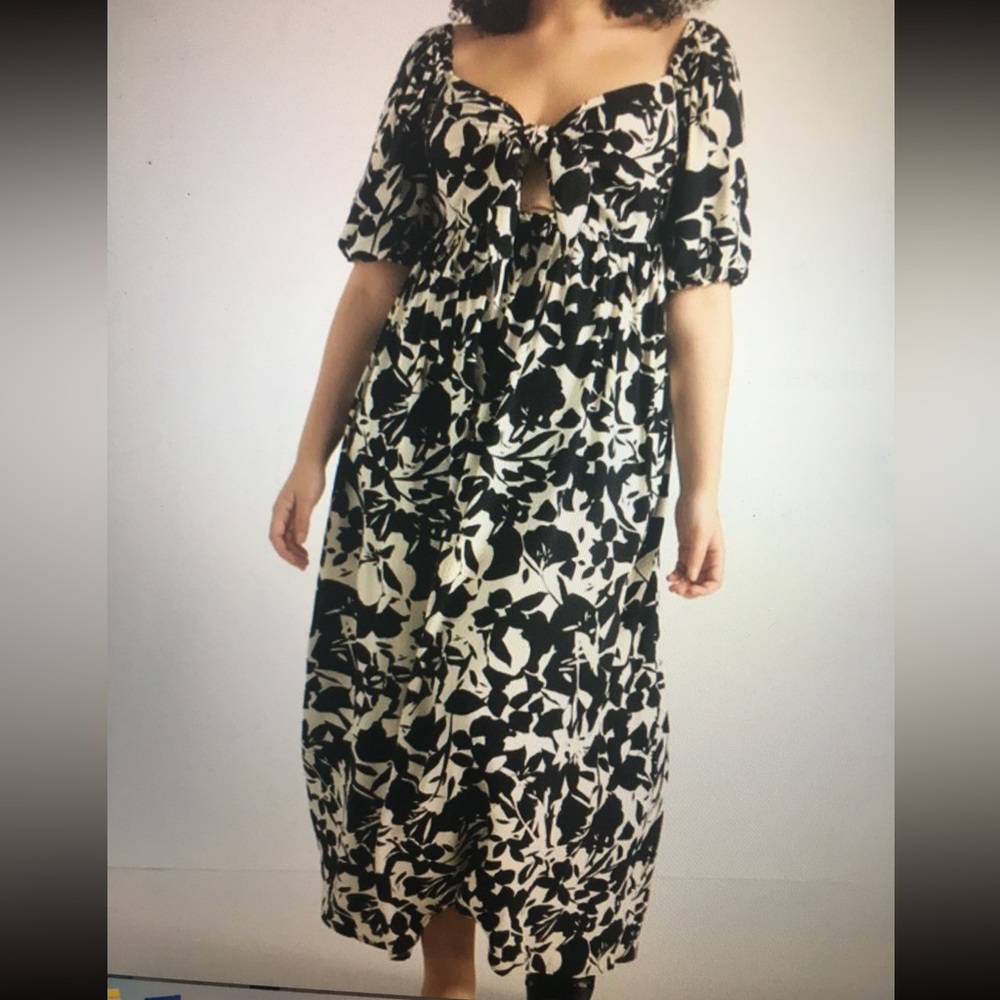 Eloquii B&W Tie Front Maxi sz16